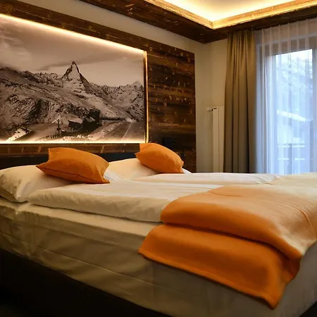 Elite Hotel 3*