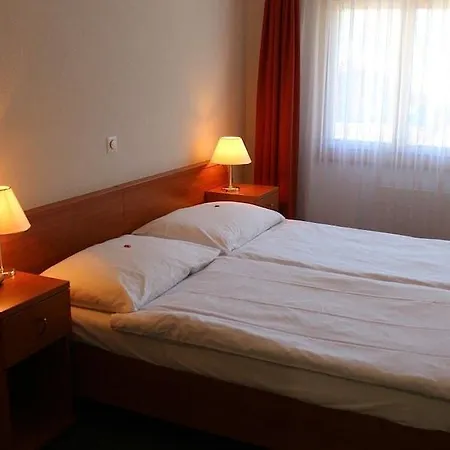 Elite Hotel