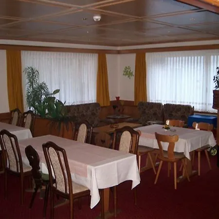 Elite Hotel 3*