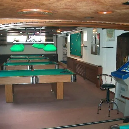 Elite Hotel 3*