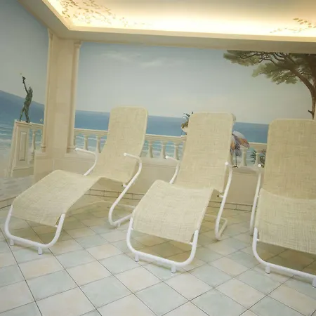 Elite Hotel 3*