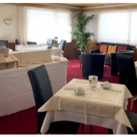 Elite Hotel 3*