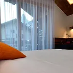 Elite Hotel